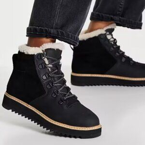 TOMS Mojave Black Lugged Sole Lace-Up Faux Fur Ankle Boots Women’s Size 8